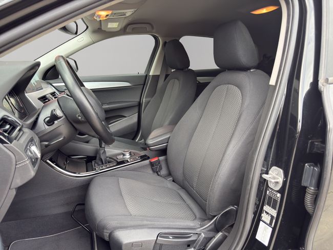 BMW X2 sDrive16d Business