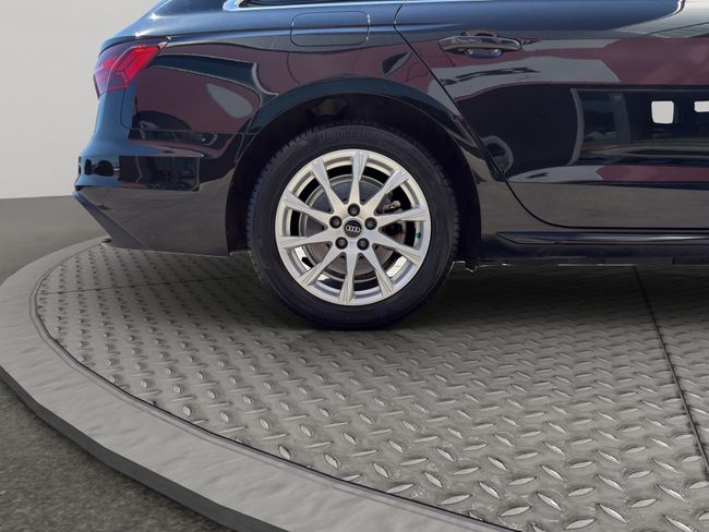 Audi A4 Avant Advanced 30 TDI 100kW S tronic