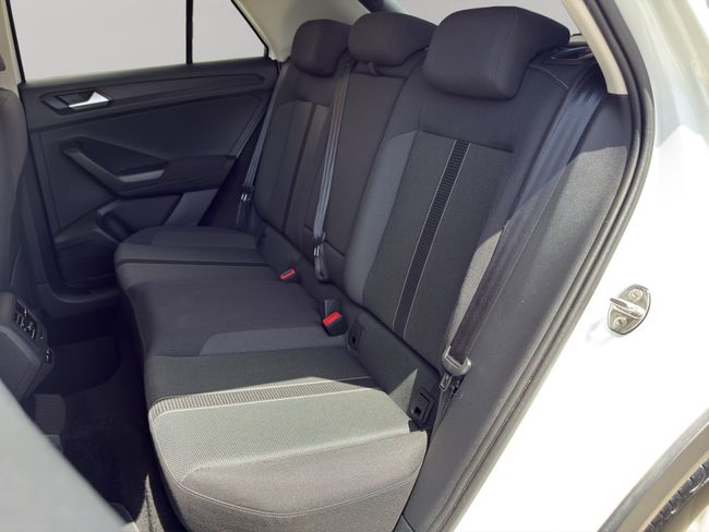 Volkswagen T-Roc LIFE 2.0 TDI