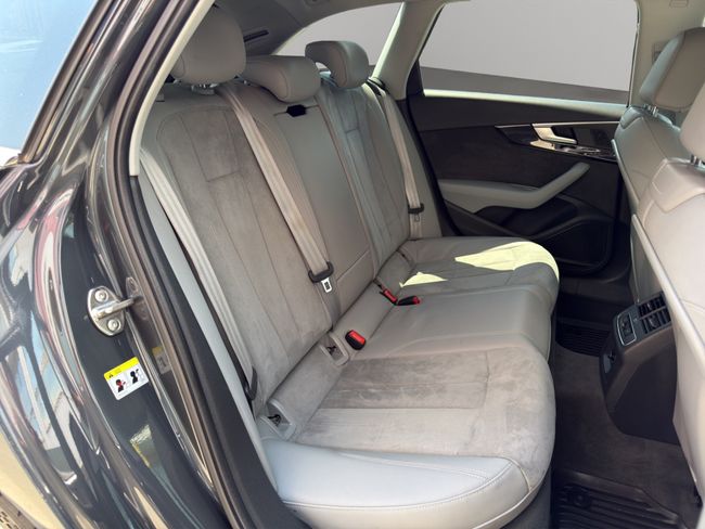 Audi A4 S line ed 2.0 TDI 140kW S tronic Avant