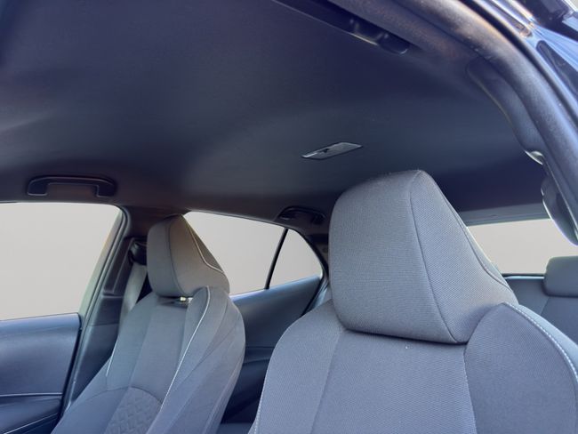 Toyota Corolla 2.0 180H ADVANCE LUXURY E-CVT