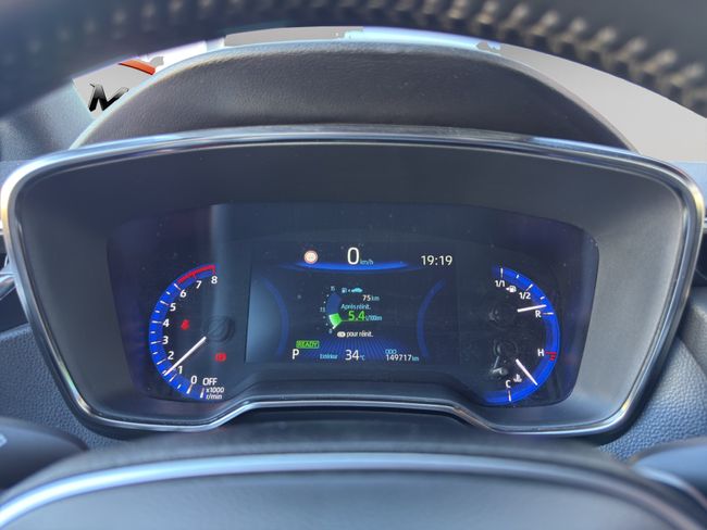 Toyota Corolla 2.0 180H ADVANCE LUXURY E-CVT
