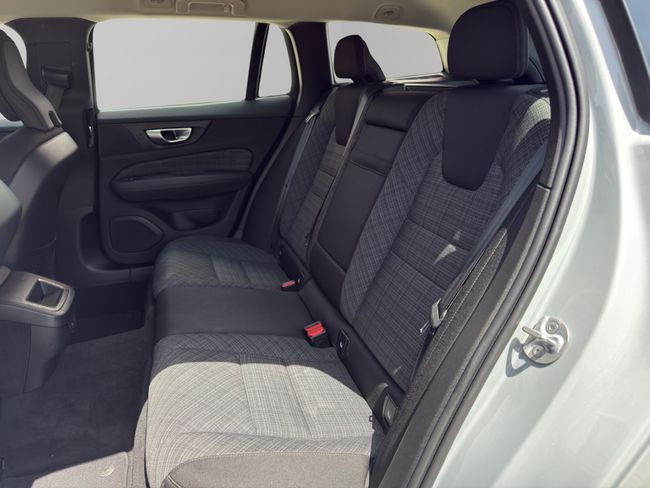 Volvo V60 2.0 B4 (D) Essential Auto