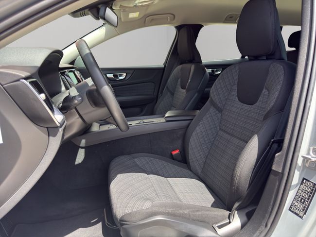 Volvo V60 2.0 B4 (D) Essential Auto
