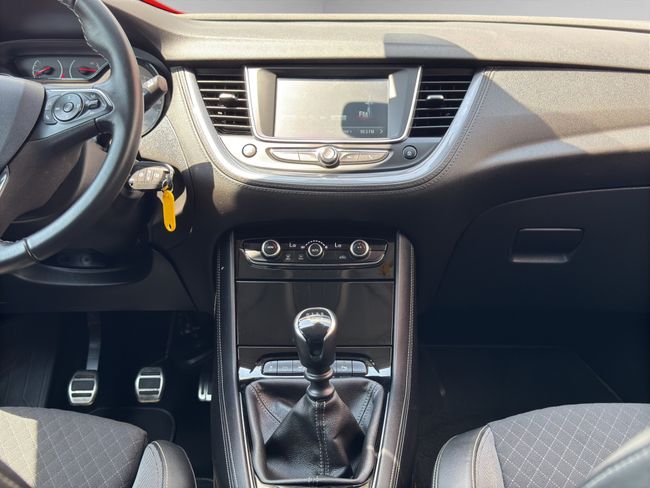 Opel Grandland X 1.2 Turbo Opel 2020
