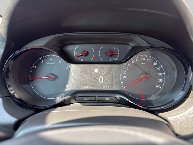Opel Grandland X 1.2 Turbo Opel 2020