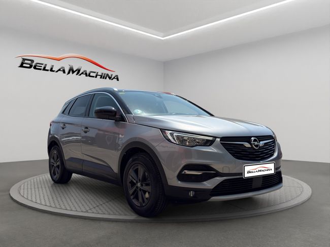 Opel Grandland X 1.2 Turbo Opel 2020