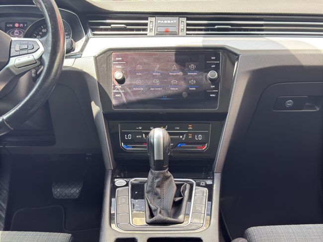Volkswagen Passat Variant Executive 2.0 TDI 110kW DSG