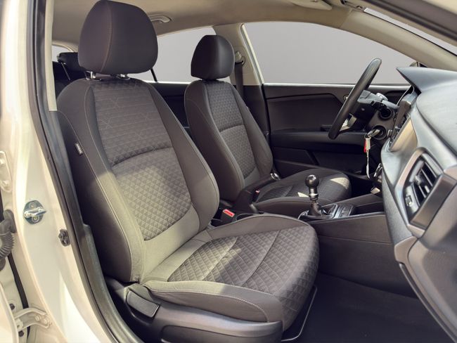 Kia Rio 1.2 DPi 62kW (84CV) Concept