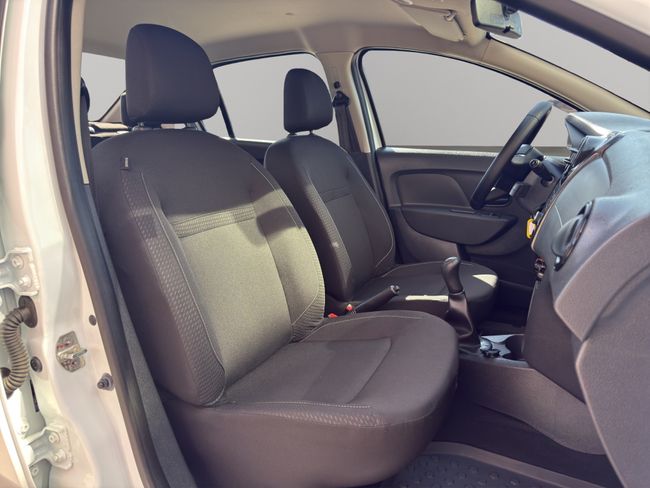 Dacia Logan Essential 1.0 55kW (75CV)