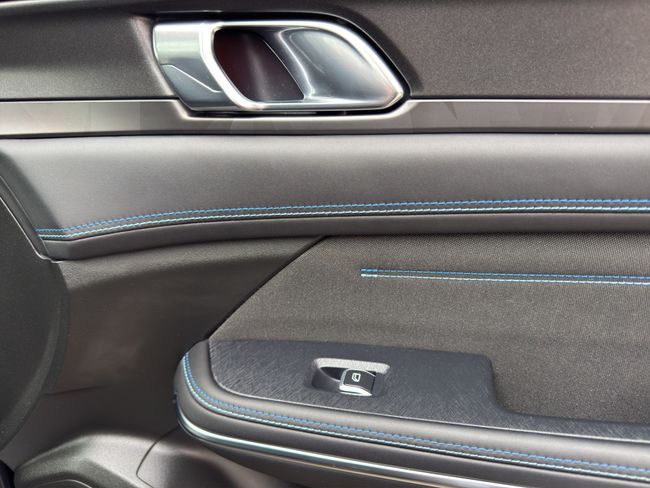 Lynk & Co 01 1.5 PHEV 6.6kW