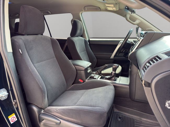 Toyota Land Cruiser 2.8 D-4D VX AUTO