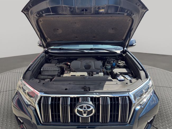 Toyota Land Cruiser 2.8 D-4D VX AUTO