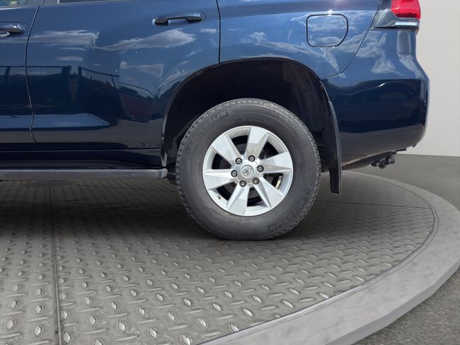 Toyota Land Cruiser 2.8 D-4D VX AUTO