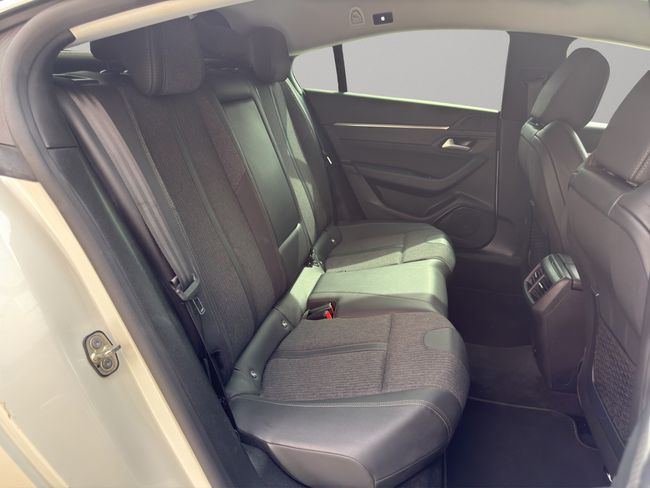 Peugeot 508 5P Allure BlueHDi 130 S&S EAT8