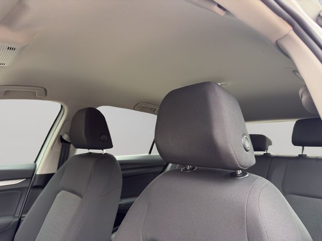 Volkswagen Golf 2.0 TDI 85kW (115CV)