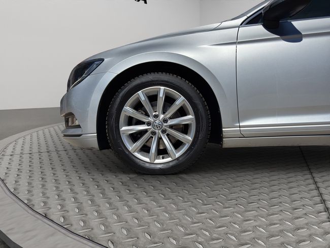 Volkswagen Passat Advance 2.0 TDI 110kW(150CV) DSG Variant