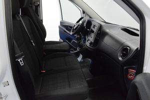 Mercedes Vito 110 CDI TD Larga   - Foto 10