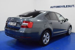 Skoda Octavia 2.0 TDI CR 110KW (150CV) DSG Ambition   - Foto 7