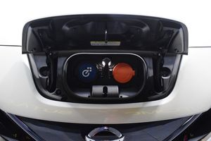 Nissan Leaf 62kWh e Tekna ProPilot Park   - Foto 38