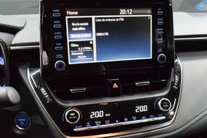 Toyota Corolla  1.8 HYBRID ACTIVE TECH E-CVT   - Foto 16