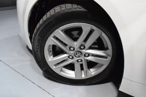 Toyota Corolla  1.8 HYBRID ACTIVE TECH E-CVT   - Foto 24