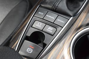 Toyota Camry 2.5 220H Luxury   - Foto 23