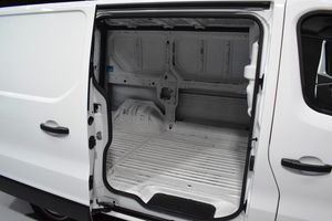Renault Trafic 2.0 dCi 120  Furgón 27 L1H1 Energy BluedCi 88 kW  - Foto 11