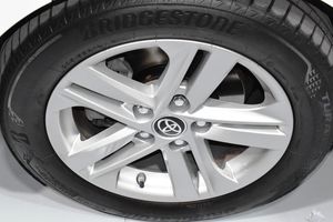 Toyota Corolla 1.8 HYBRID ACTIVE TECH E-CVT  - Foto 28