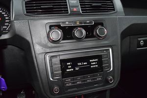 Volkswagen Caddy Profesional Kombi BMT 2.0 TDI 100CV   - Foto 15