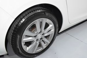 Peugeot 308 SW ACTIVE PACK BLUEHDI 100 SS  - Foto 26