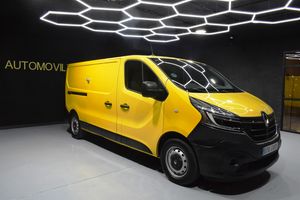 Renault Trafic Furgón 29 L2H1 Energy BluedCi 95CV 4 P - Foto 13