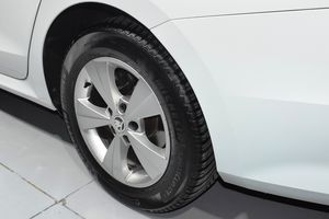 Skoda Octavia Combi 1.0 TSI 81kW(110CV) DSG mHEV Ambition - Foto 27