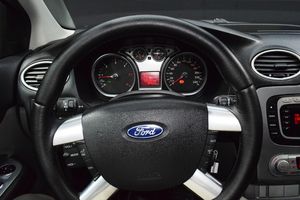 Ford Focus 1.8 TDCI TITANIUM - Foto 10