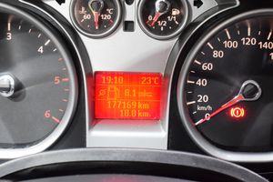 Ford Focus 1.8 TDCI TITANIUM - Foto 9