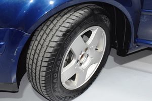 Volkswagen Golf IV HIGHLINE 1.6 100CV - Foto 14