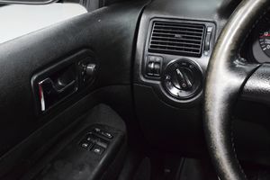 Volkswagen Golf IV HIGHLINE 1.6 100CV - Foto 13