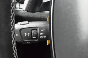 Peugeot 3008 1.5 BlueHDi 96kW S&S Allure Pack - Foto 29