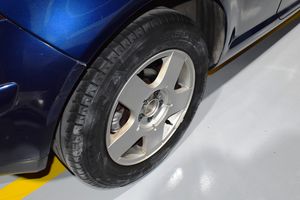 Volkswagen Golf 1.6 HIGHLINE - Foto 27