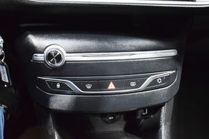 Peugeot 308 5P STYLE BLUEHDI 130 SS 6 V - Foto 16