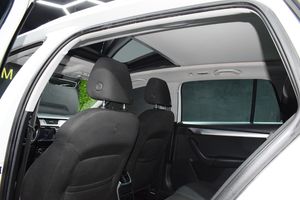 Skoda Octavia Combi 1.4 TSI 81KW (110CV) GNC DSG Style - Foto 13