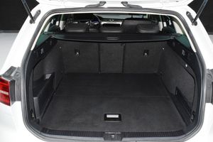 Volkswagen Passat GTE 1.4 TSI 115kW (156CV) DSG Variant - Foto 8