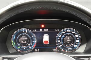 Volkswagen Passat GTE 1.4 TSI 115kW (156CV) DSG Variant - Foto 13