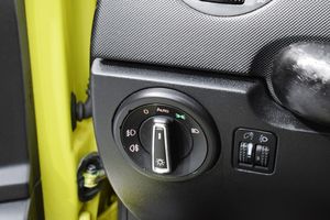 Volkswagen Beetle DESIGN 1.6 - Foto 16