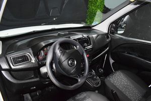 Opel Combo Cargo Cargo 1.3 CDTI 70kW (95CV) L1 H1 - Foto 28