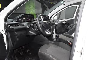 Peugeot 208 1.6 HDI ACTIVE - Foto 21