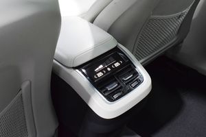 Volvo XC60 2.0 B4 D Inscription Auto - Foto 11