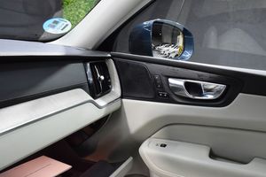 Volvo XC60 2.0 B4 D Inscription Auto - Foto 28