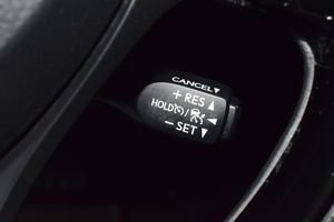 Toyota C-HR 1.8 125H ADVANCE - Foto 17