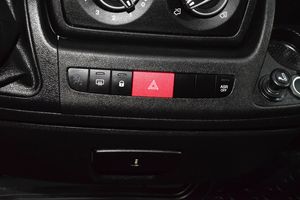 Peugeot Boxer 333 L2 H2 BHDI 103KW (140CV) SS 6 V. M - Foto 27